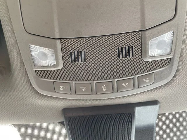 Used 2022 Blue Metallic Ford XL image 18