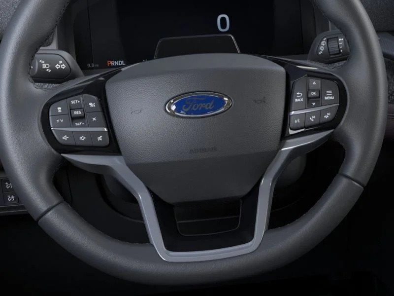 New 2026 Star White Metallic Tri-Coat Ford Platinum™ image 12
