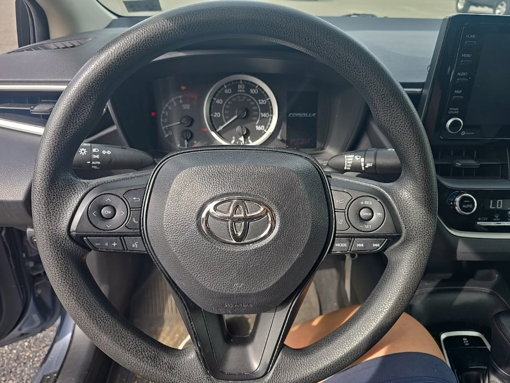 Used 2022  Toyota LE image 14