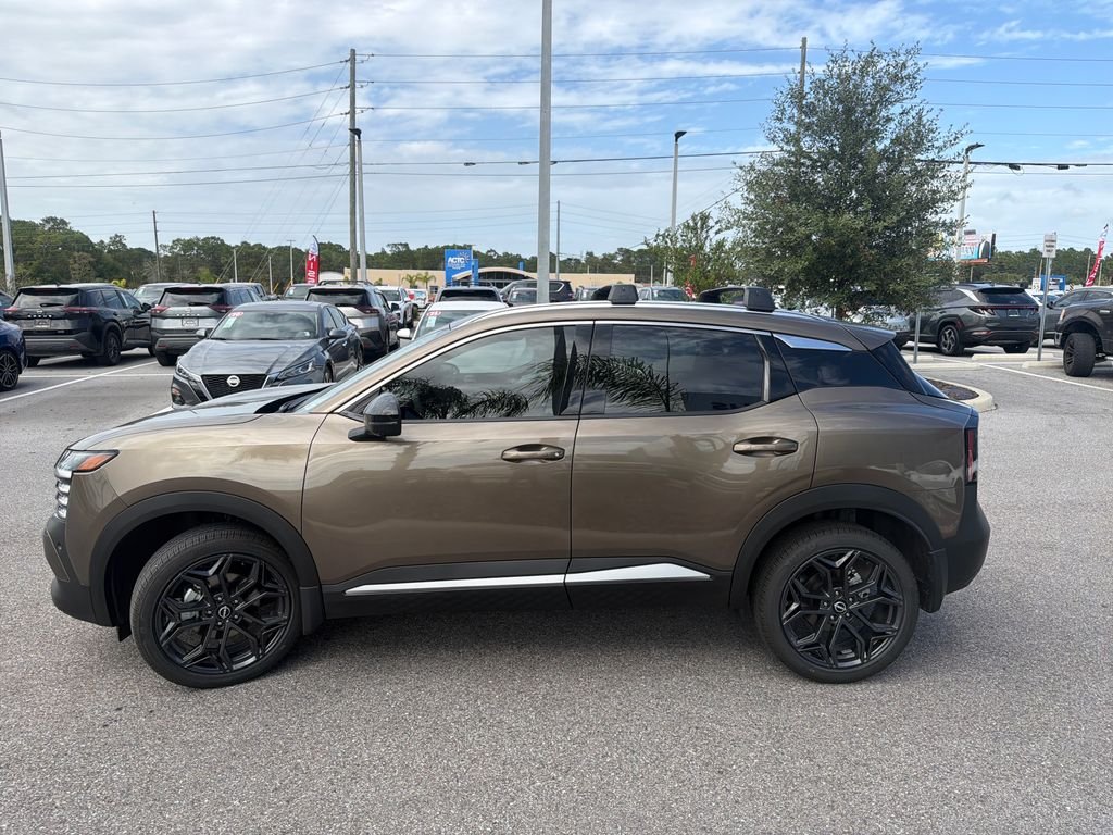 New 2026 Nissan Kicks SR 4D Sport Utility