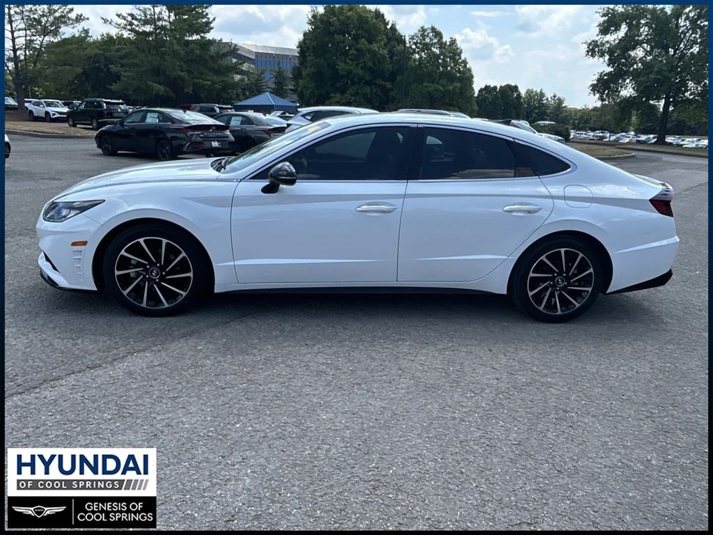 Used 2020 Gray Hyundai SEL Plus image 4