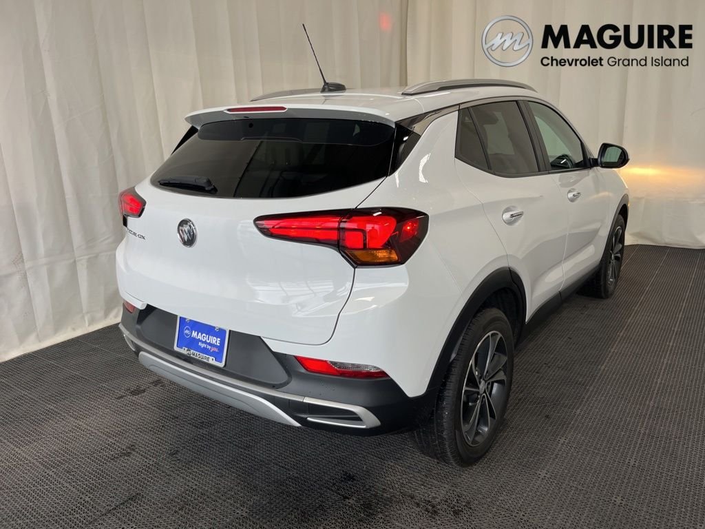 Used 2023 White Buick Select image 27