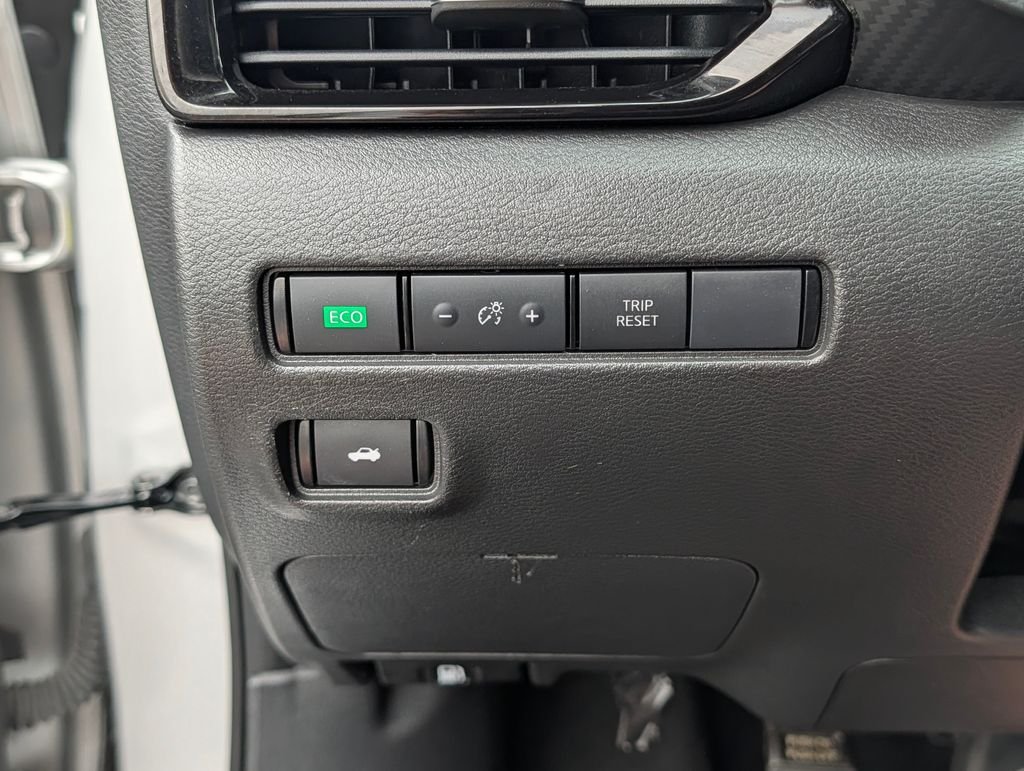 2022 Nissan Sentra SV - Photo 29