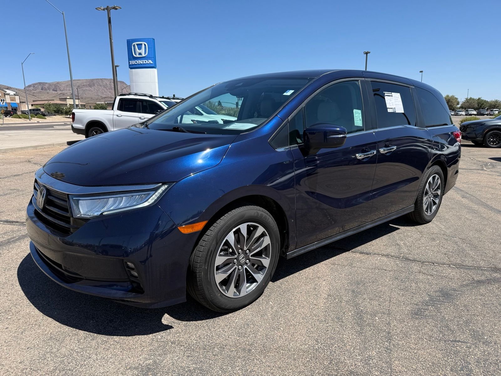 2024 Honda Odyssey EX-L - Photo 1