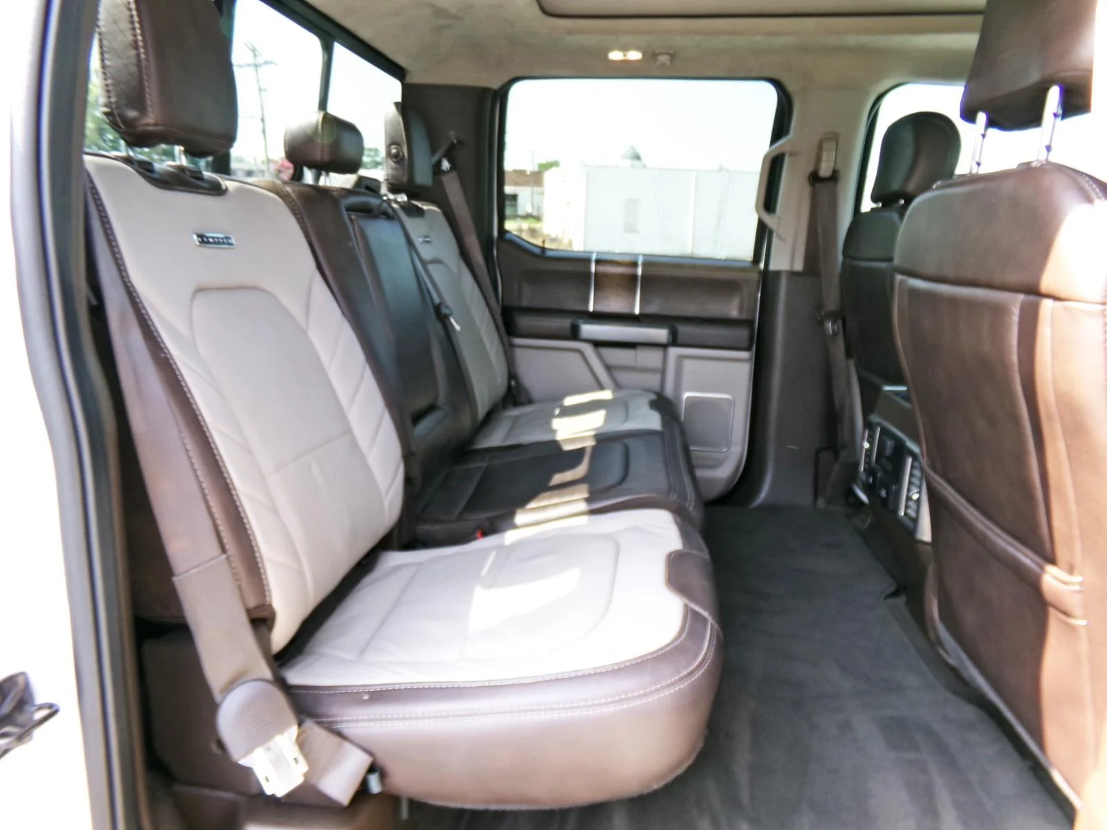 Used 2019 White Platinum Metallic Tri-Coat Ford Limited image 14