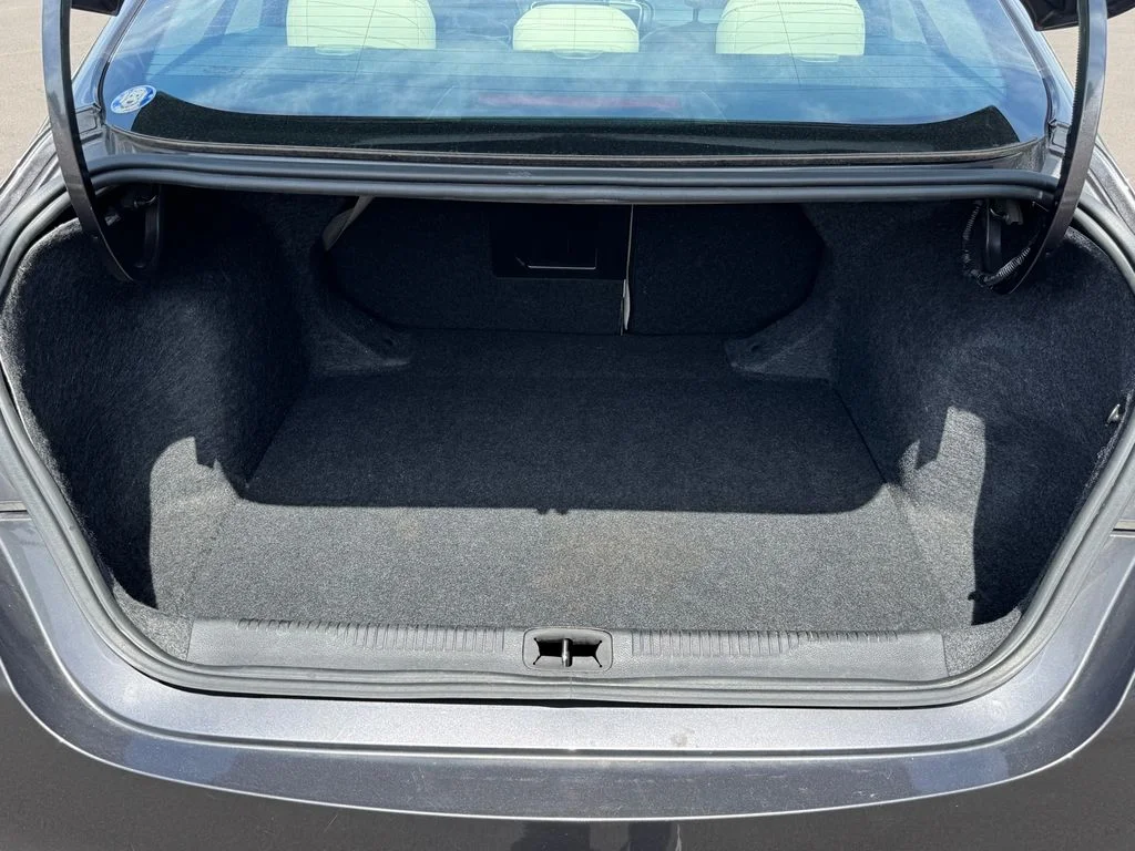 Used 2015 Gray Chrysler C image 16