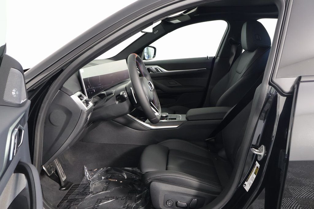 New 2026 Black Sapphire Metallic BMW M440i Gran Coupe image 5