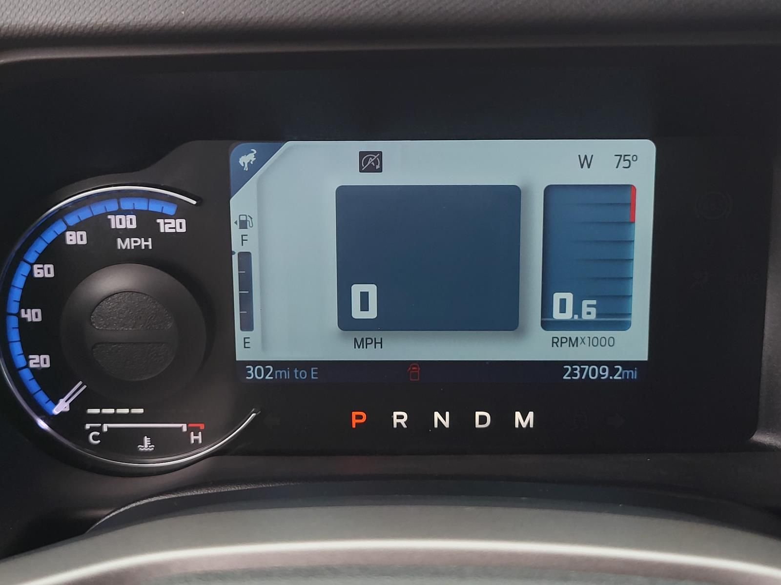 Used 2024 Oxford White Ford Badlands image 33