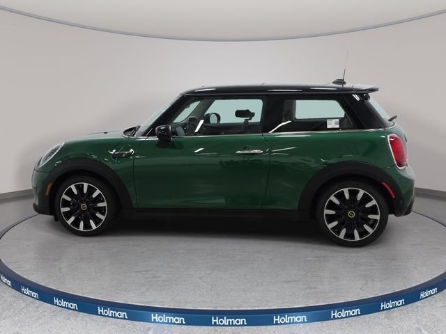 Certified Used 2024 Green MINI  image 8