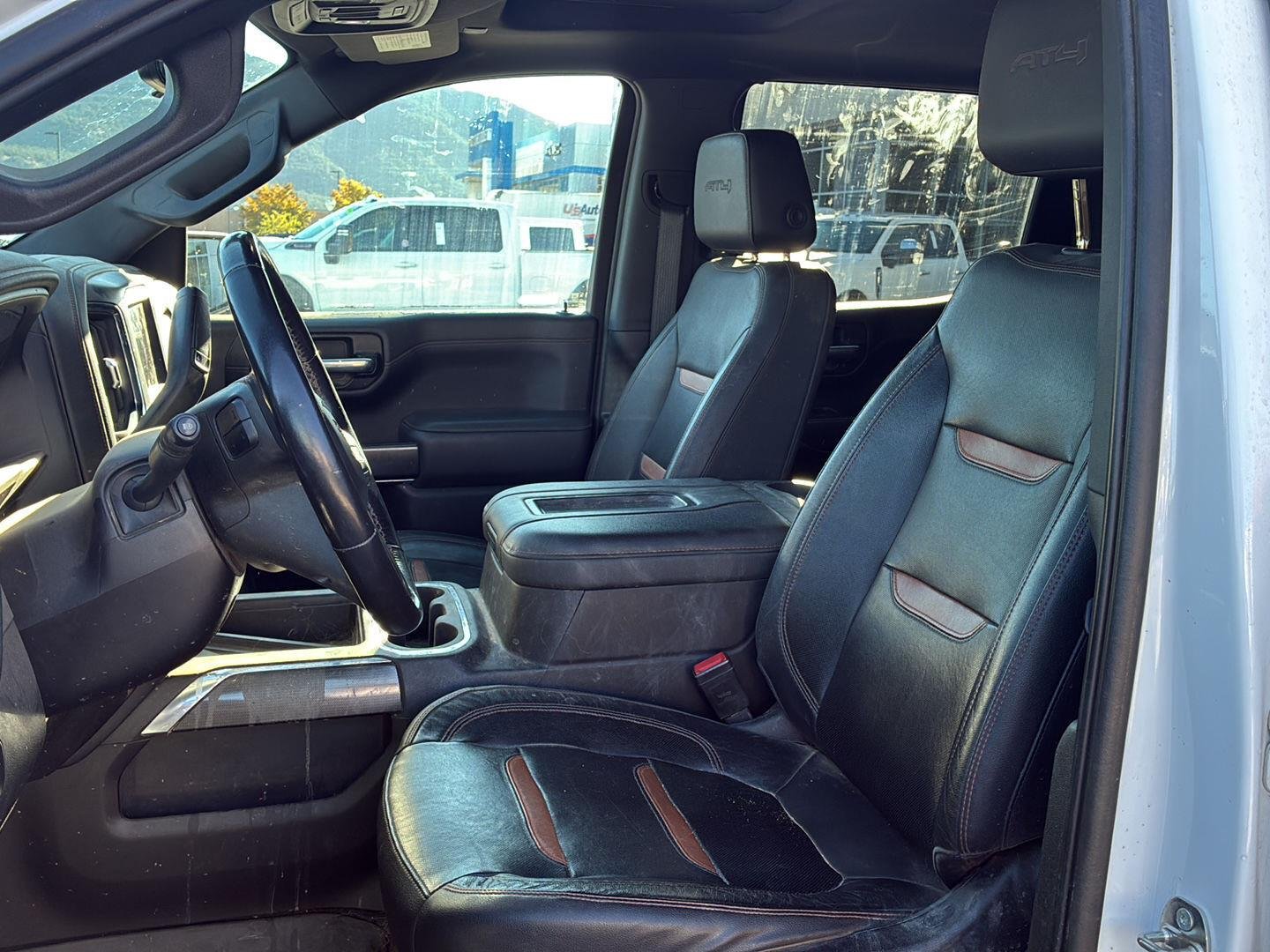 Used 2021 Summit White GMC AT4 image 5