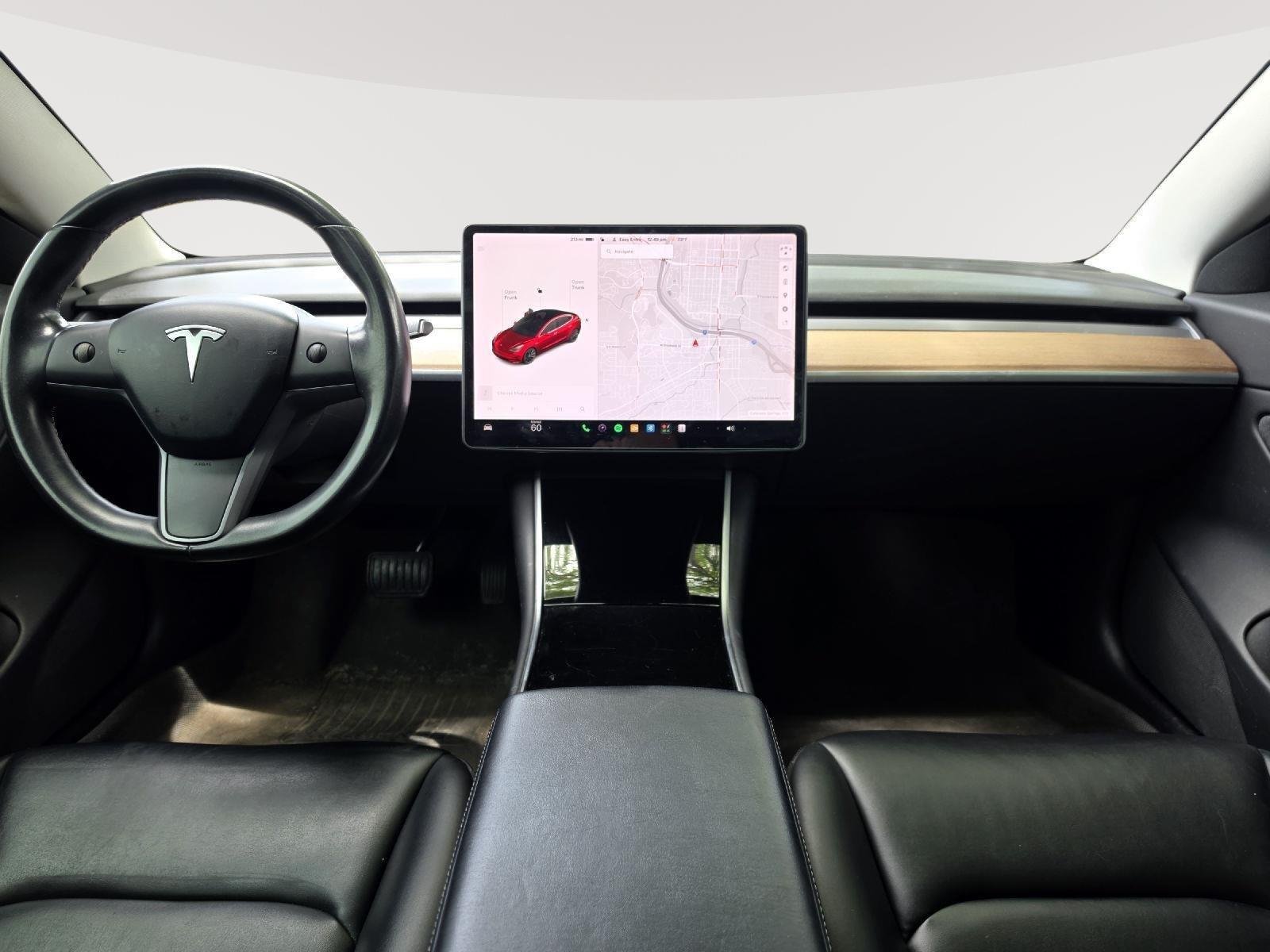 Used 2018  Tesla Long Range Battery image 46
