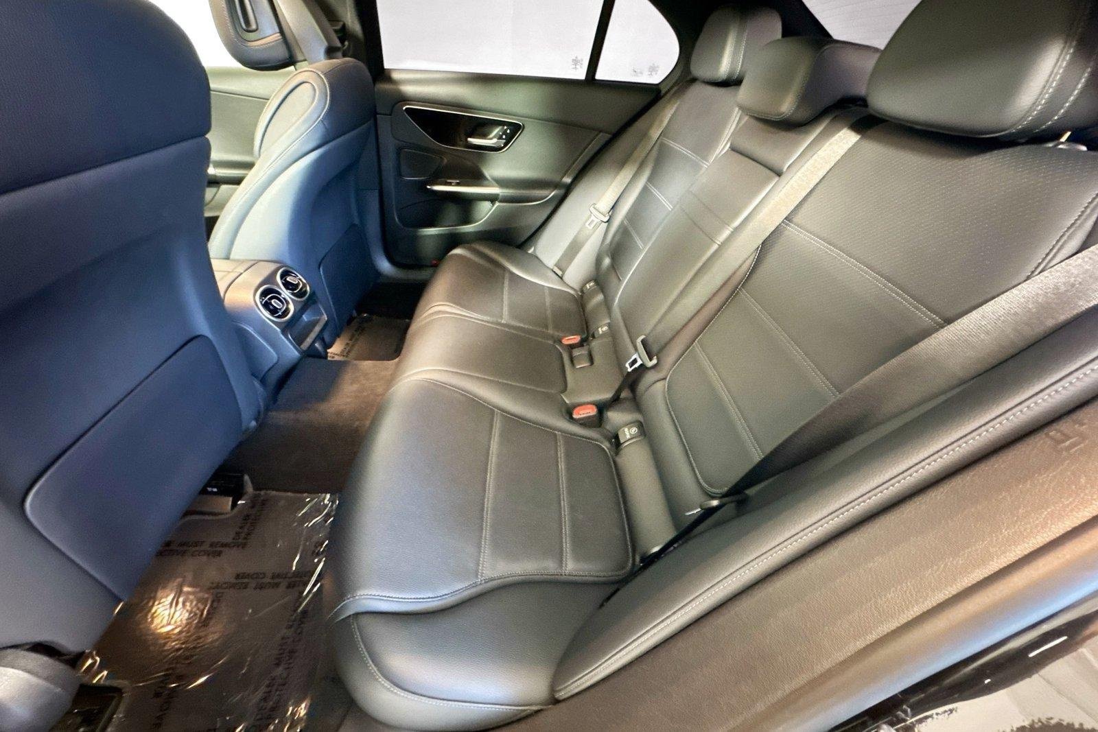 Used 2022 Graphite Grey Metallic Mercedes-Benz C 300 image 23