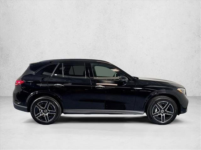 New 2026 Black Mercedes-Benz GLC 300 image 33