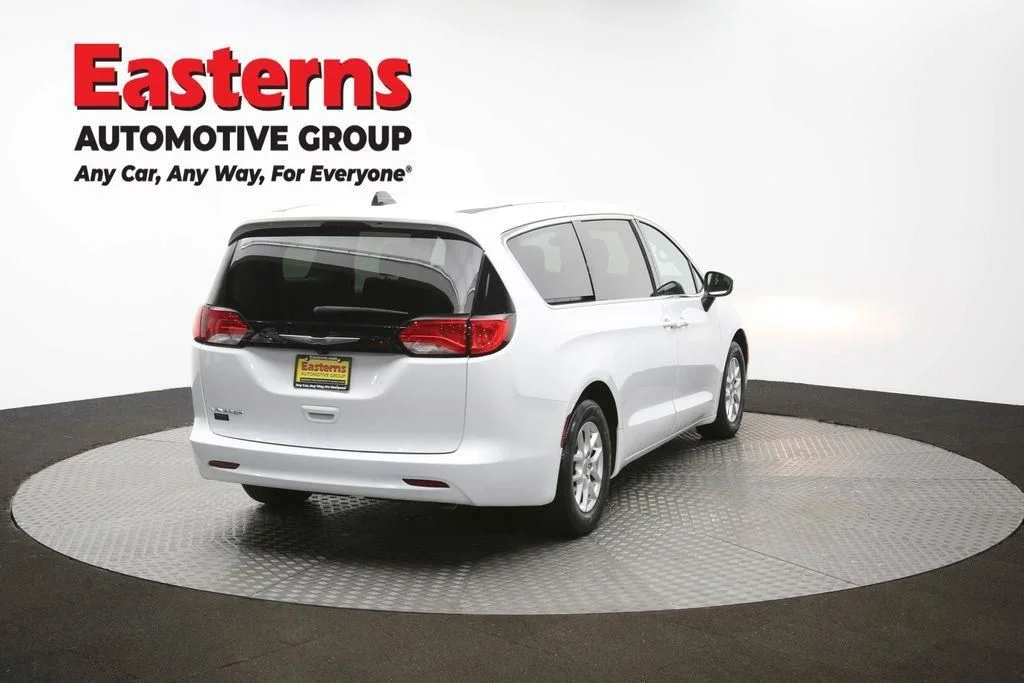 Certified Used 2023 White Chrysler LX image 41