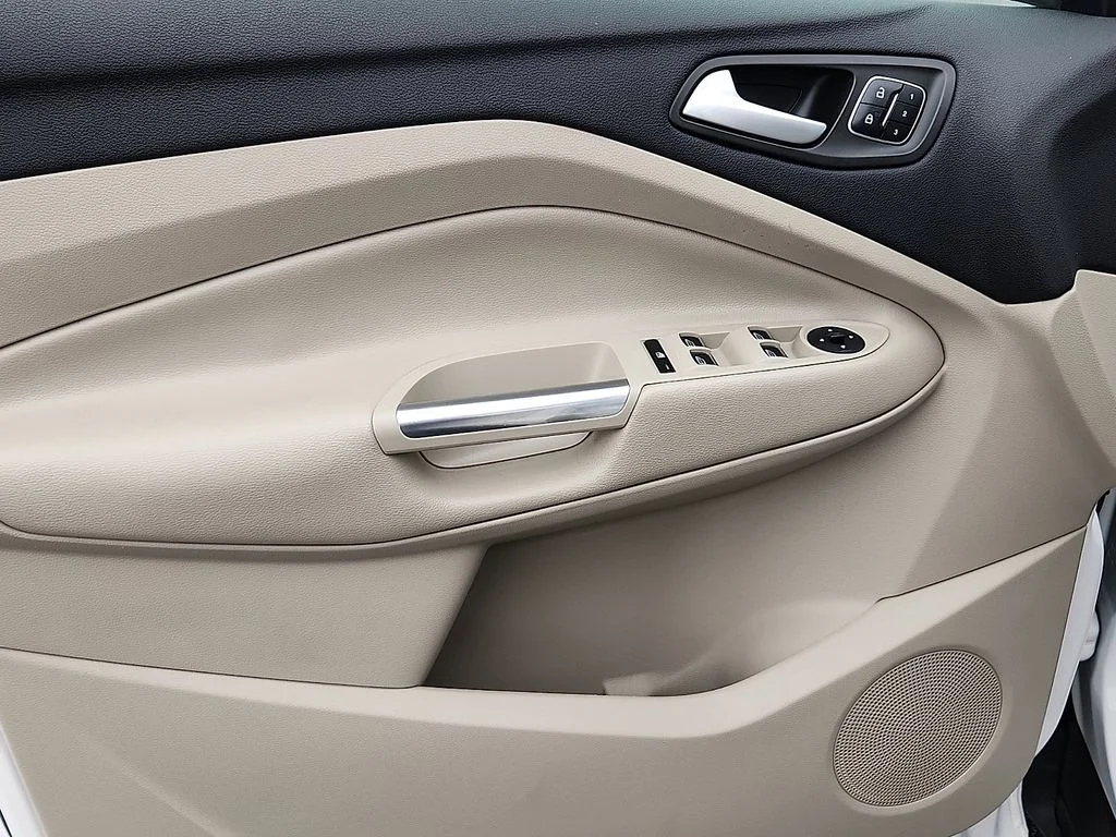 Used 2019 White Ford Titanium image 11