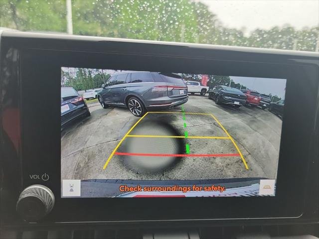 Certified Used 2023 SILVER SKY METALLIC Toyota  image 18