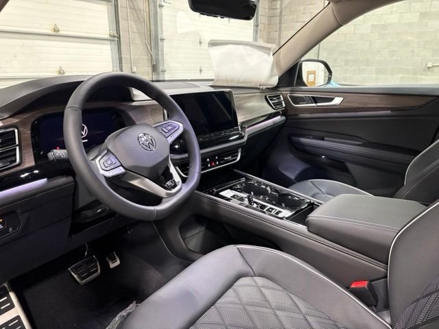 New 2026 Black Volkswagen 2.0T SEL Premium R-Line image 9