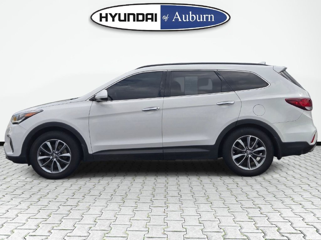 Used 2017 White Hyundai SE image 10