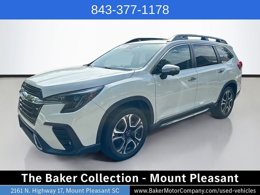 2023 Subaru Ascent Touring's photo
