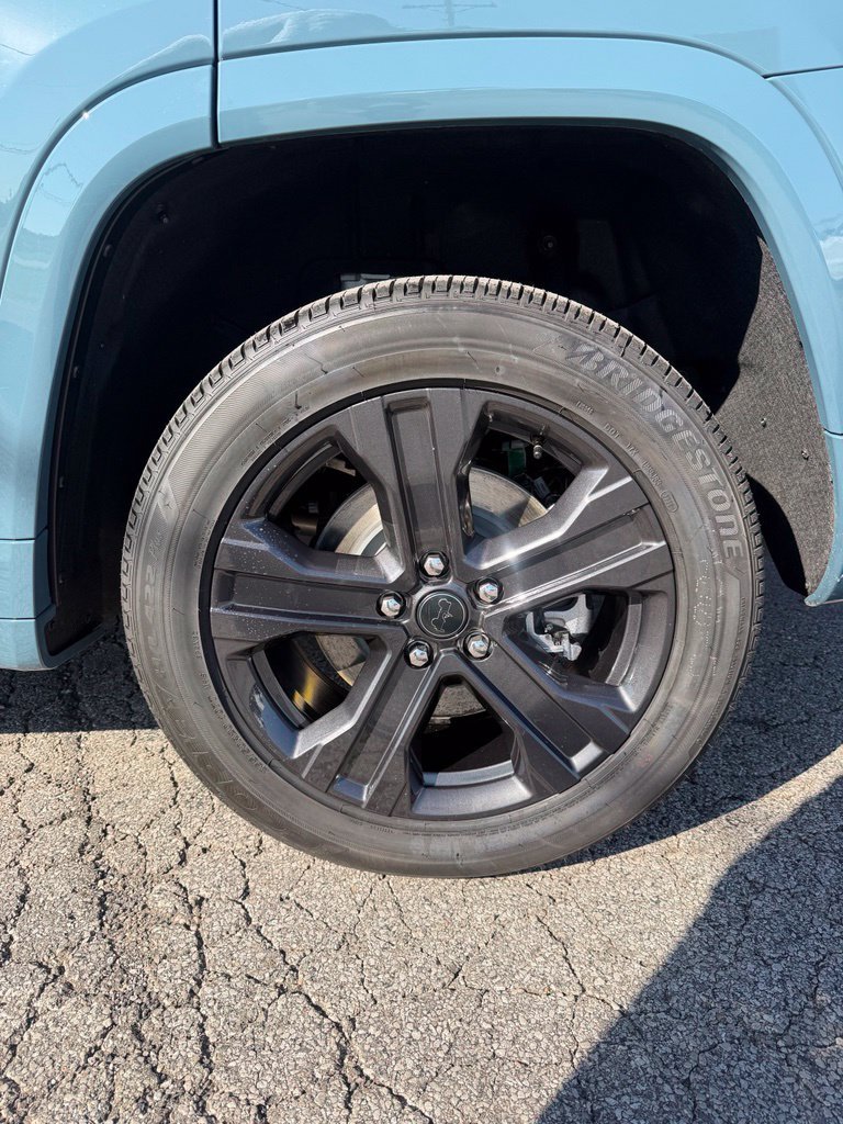New 2027 Steel Blue Paint Jeep Limited Reserve image 30