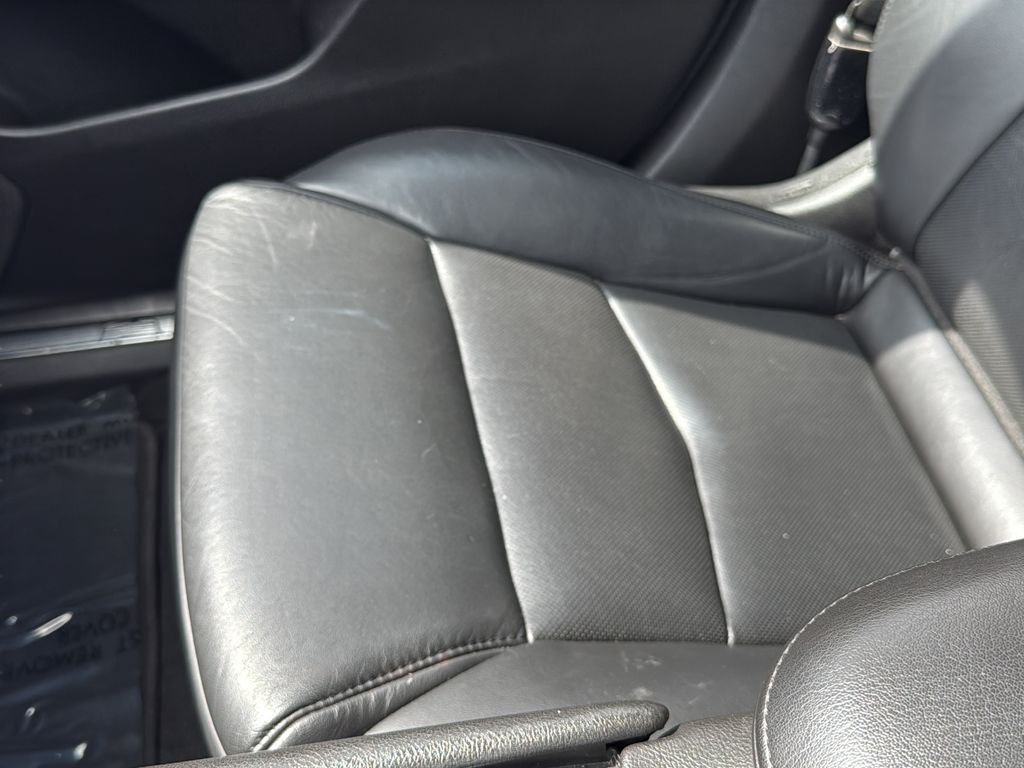Used 2018 Red Cadillac Luxury image 24