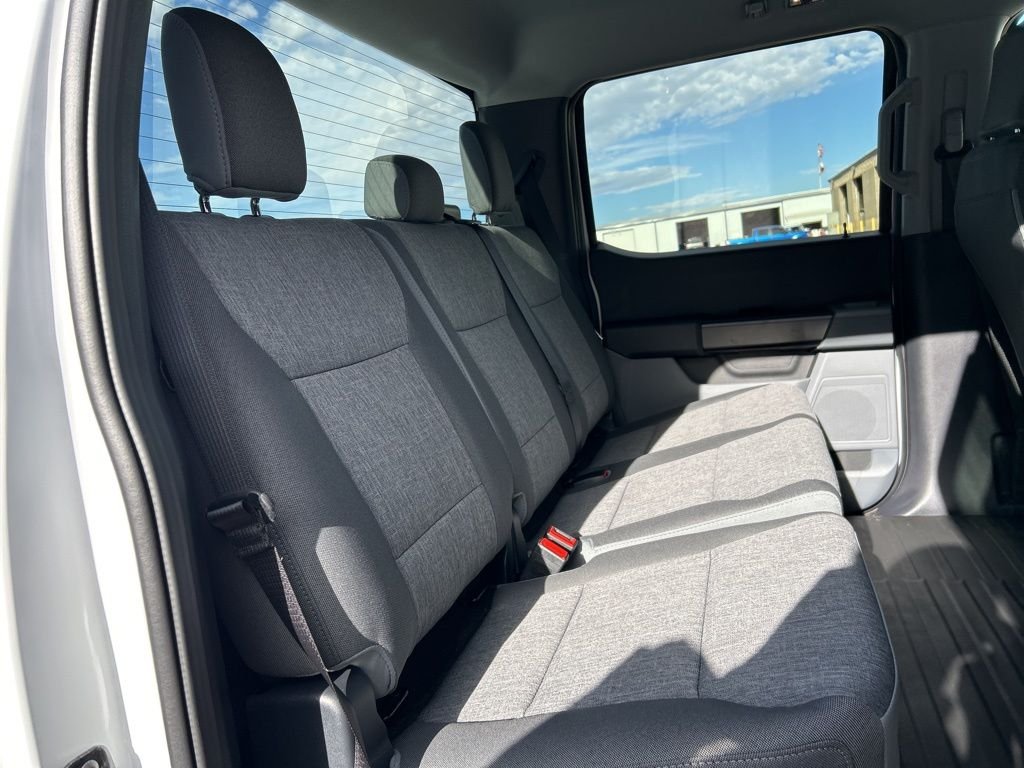 New 2026 Oxford White Ford XL image 42