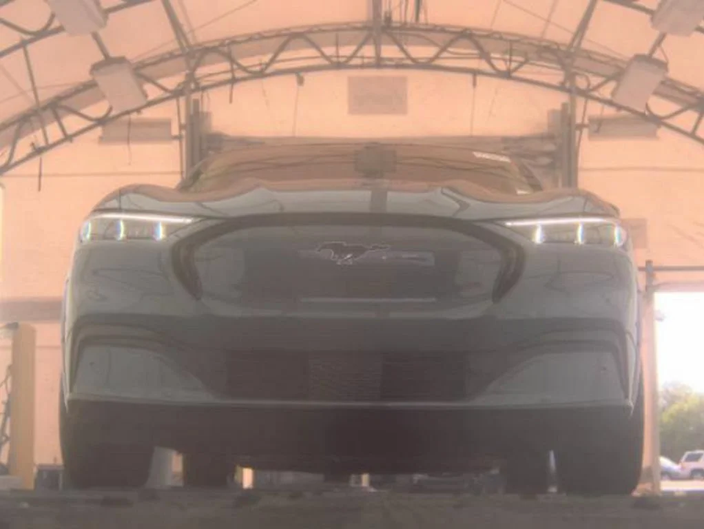 Used 2023 Blue Ford Premium image 4