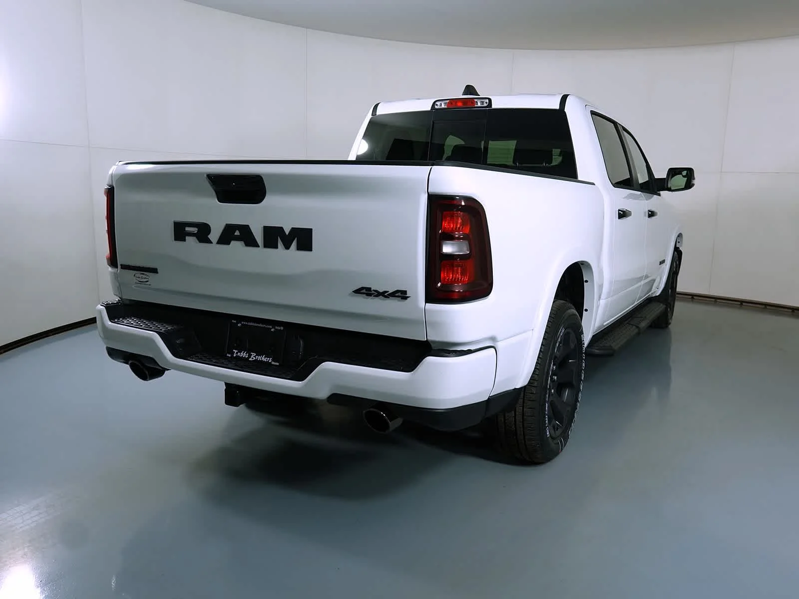 New 2026 Bright White Clear-Coat Exterior Paint RAM Big Horn image 3