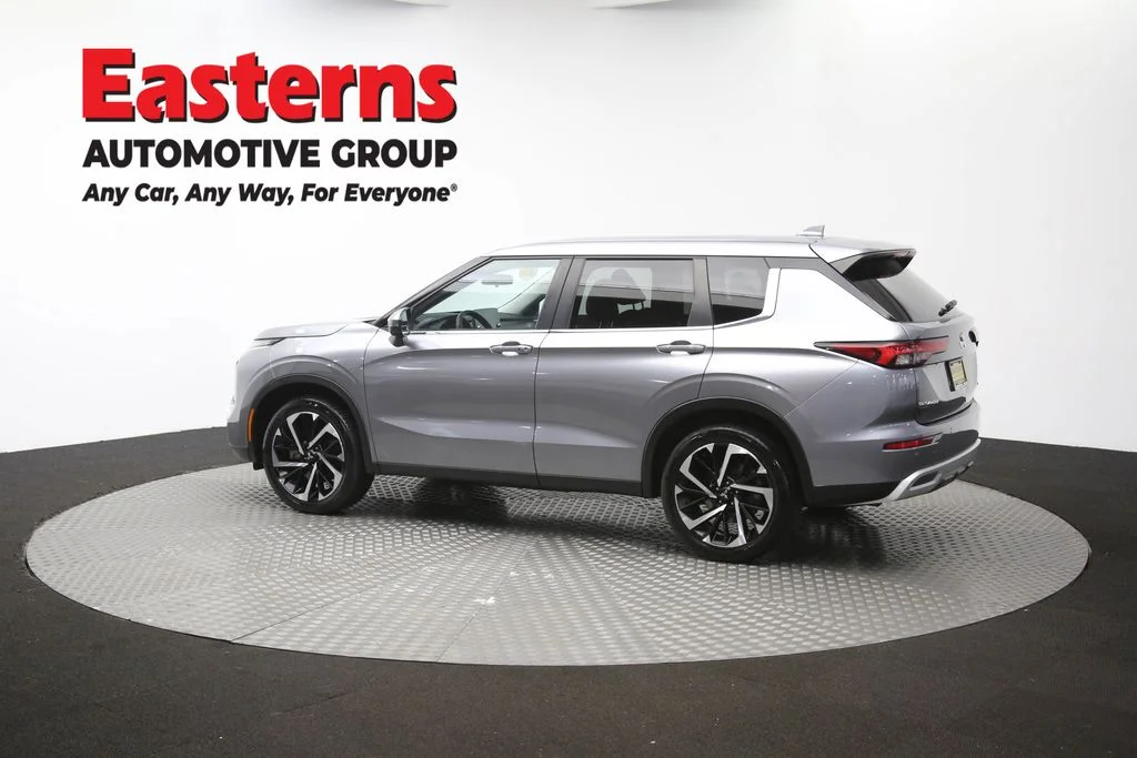 Used 2024 Gray Mitsubishi SE image 63