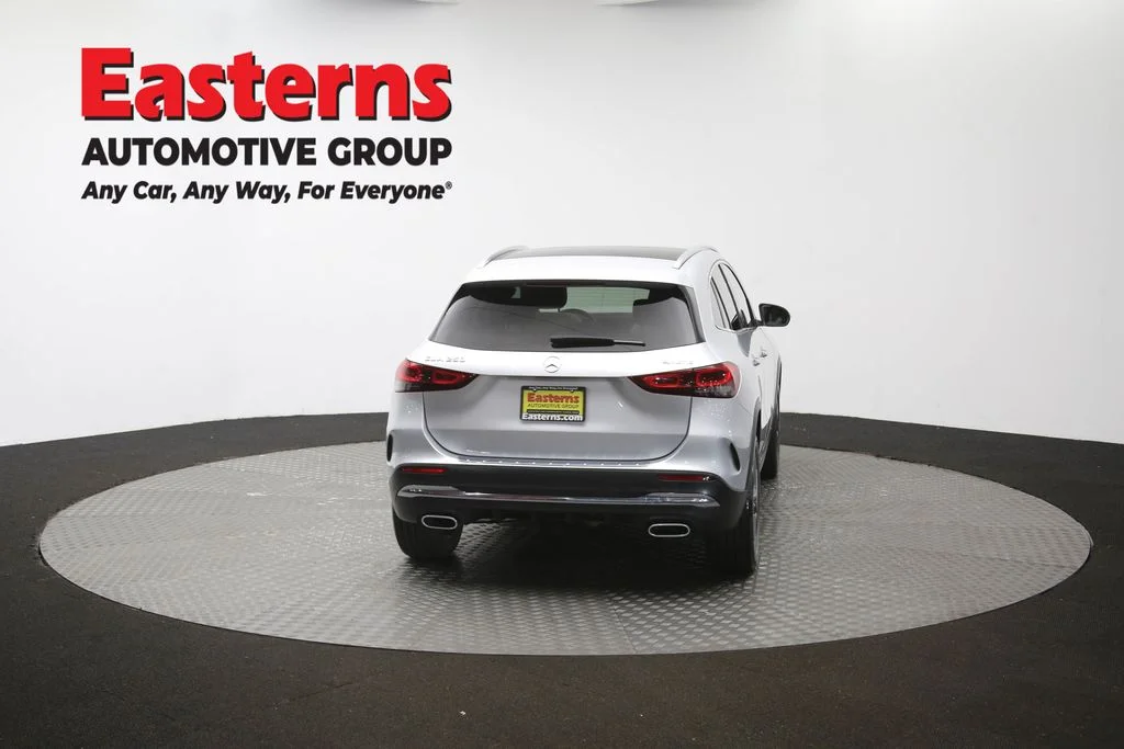 Used 2022 Silver Mercedes-Benz GLA 250 image 40