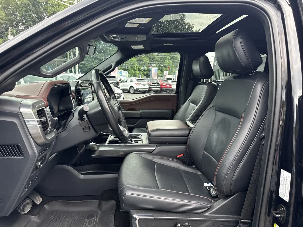 Used 2022 Agate Black Metallic Ford Lariat image 20