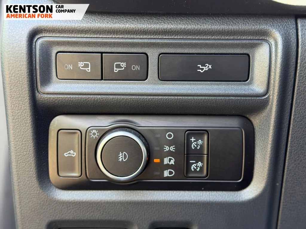 Used 2024 Black Ford XLT image 18