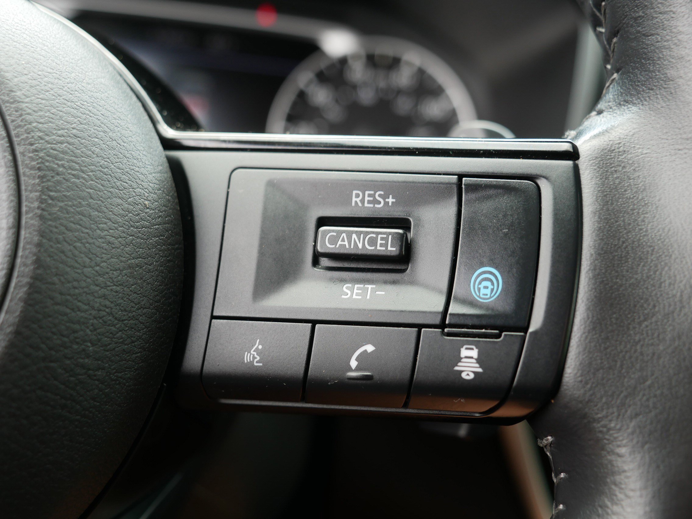 Certified Used 2023 Scarlet Ember Tintcoat Nissan SV image 29