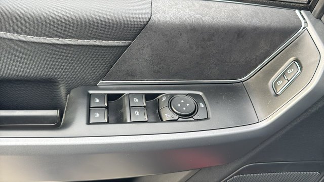 New 2026 Ruby Red Metallic Tinted Clearcoat Ford XLT image 19