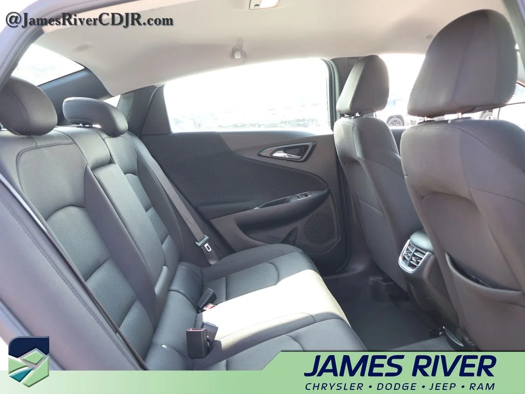 Used 2024 White Chevrolet LT image 12