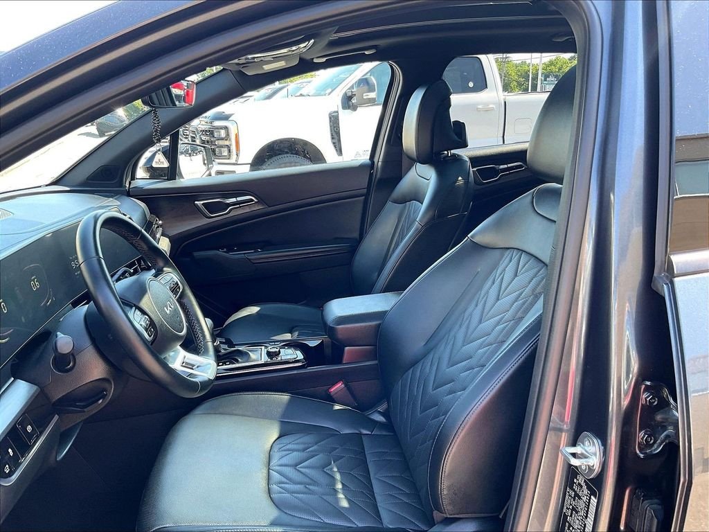 Used 2023 Gray Kia X-Line image 10