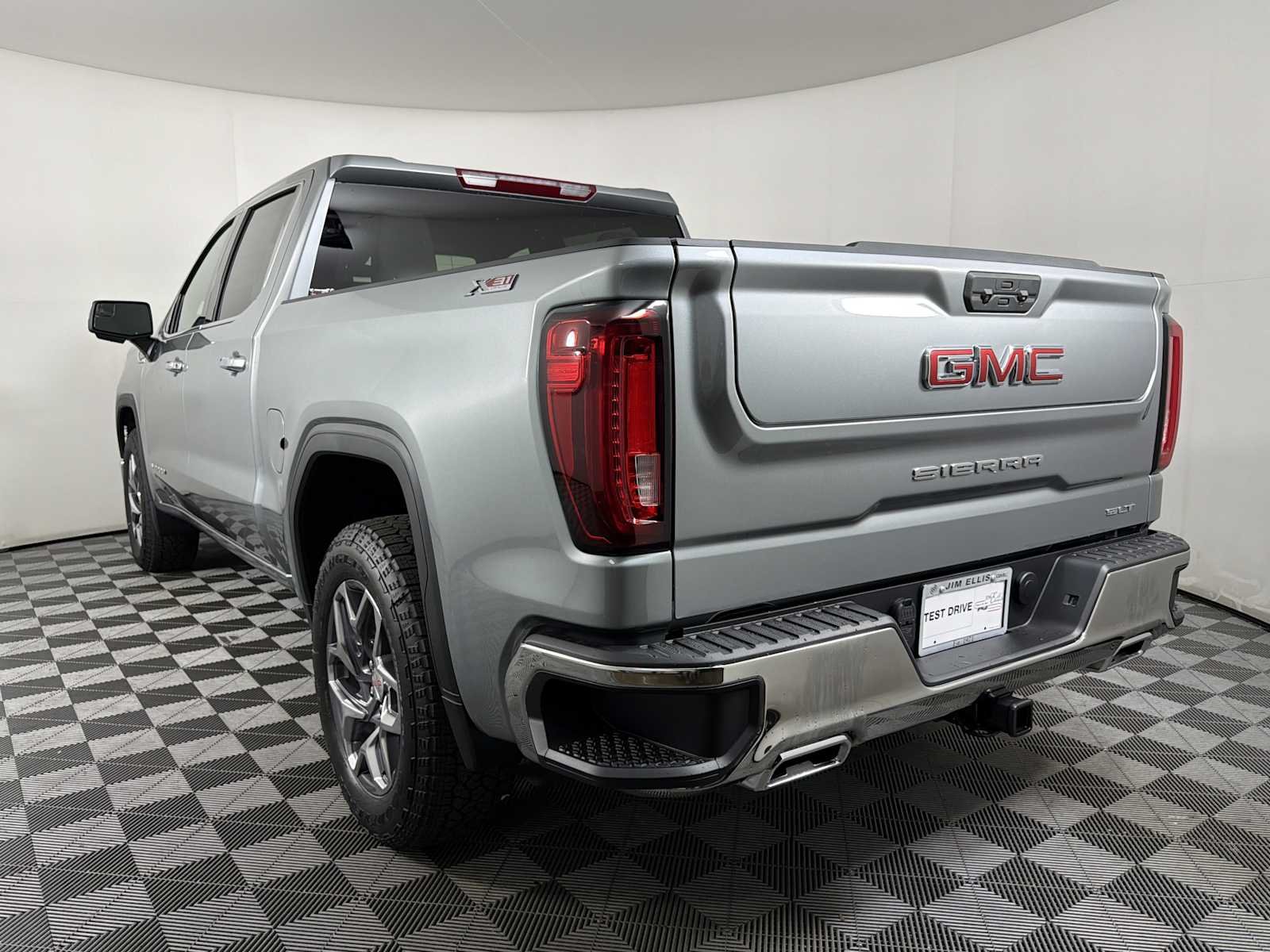 New 2026 Sterling Metallic GMC SLT image 4