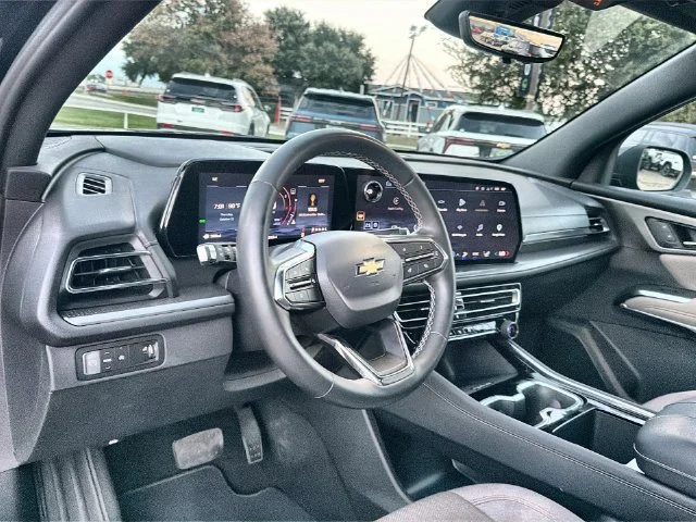 2026 Chevrolet Traverse LT - Photo 10