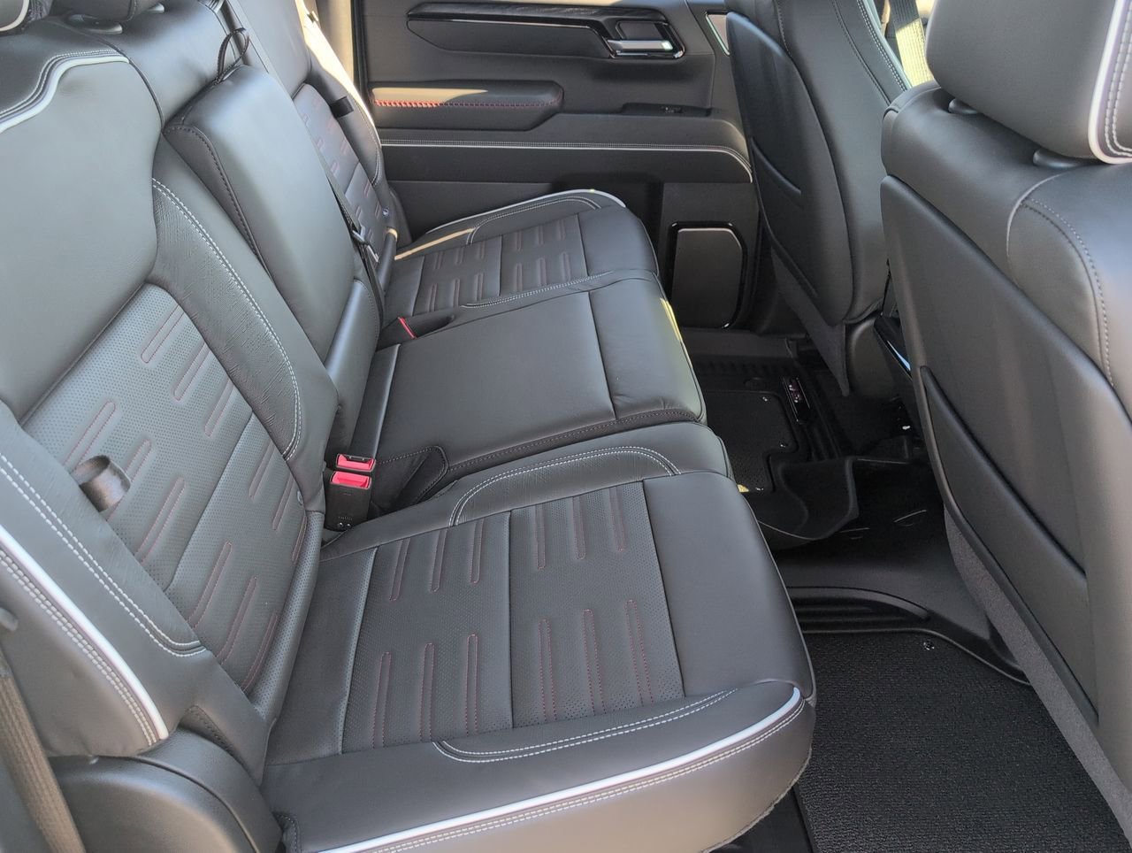 2026 GMC Sierra 1500 AT4X - Photo 27