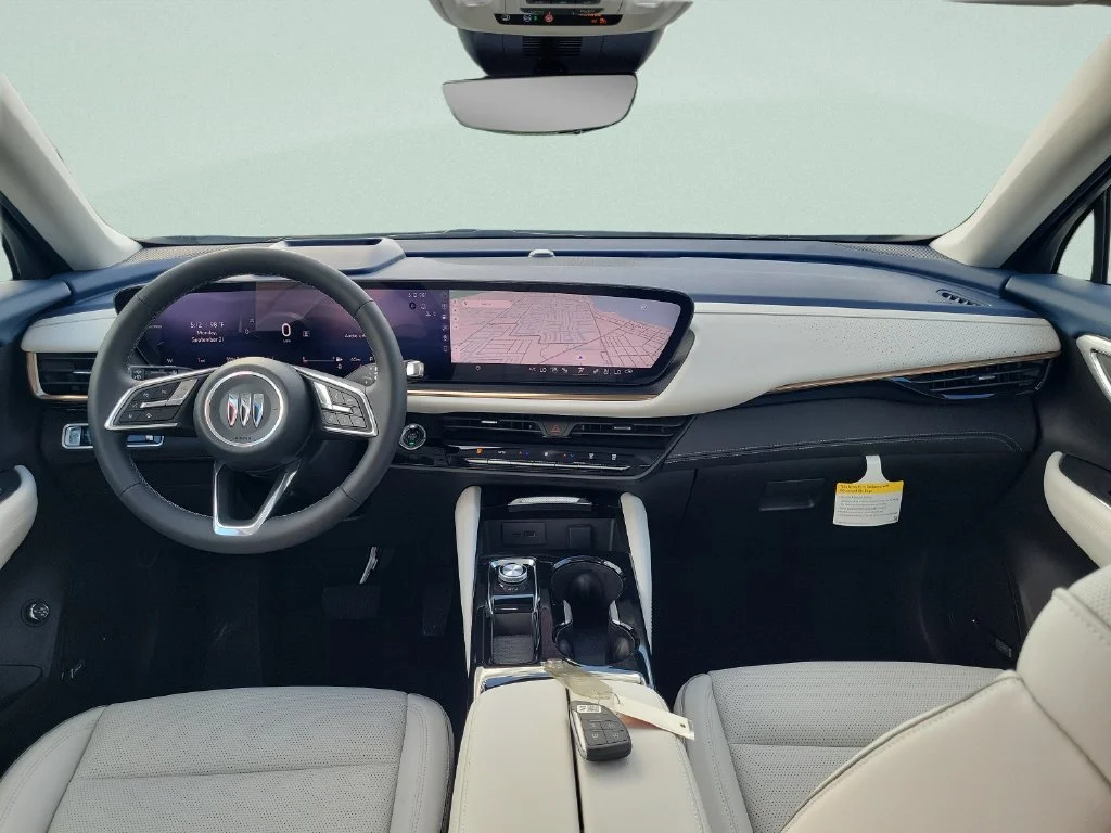 New 2026 Iridescent White Tricoat Buick Avenir image 11
