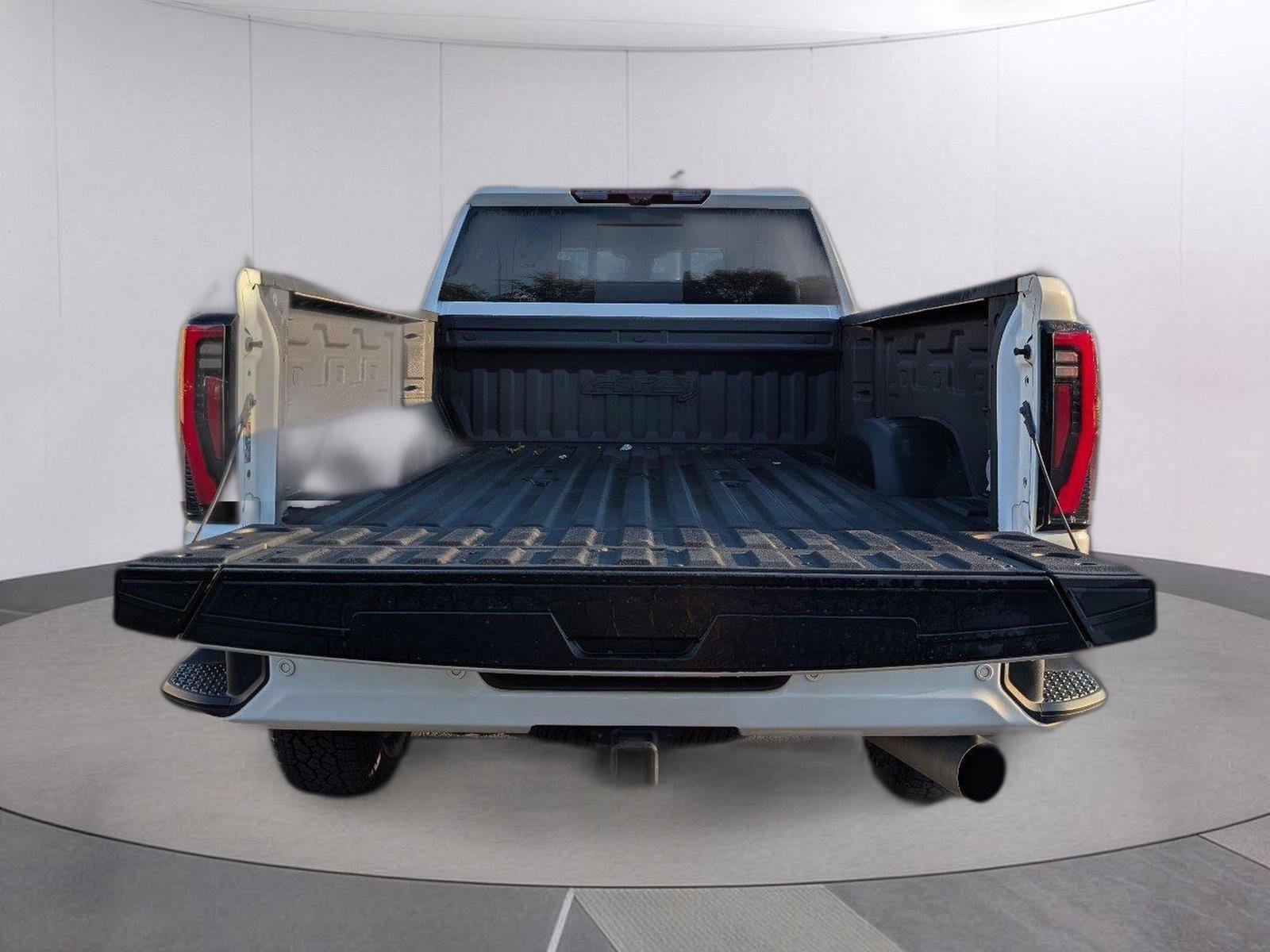 Used 2024 Summit White GMC AT4 image 6