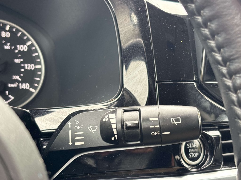 Used 2023 Gray Nissan SL image 29