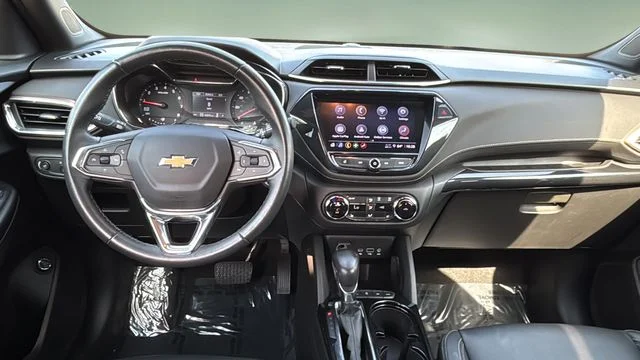 Used 2021 Blue Chevrolet ACTIV image 10