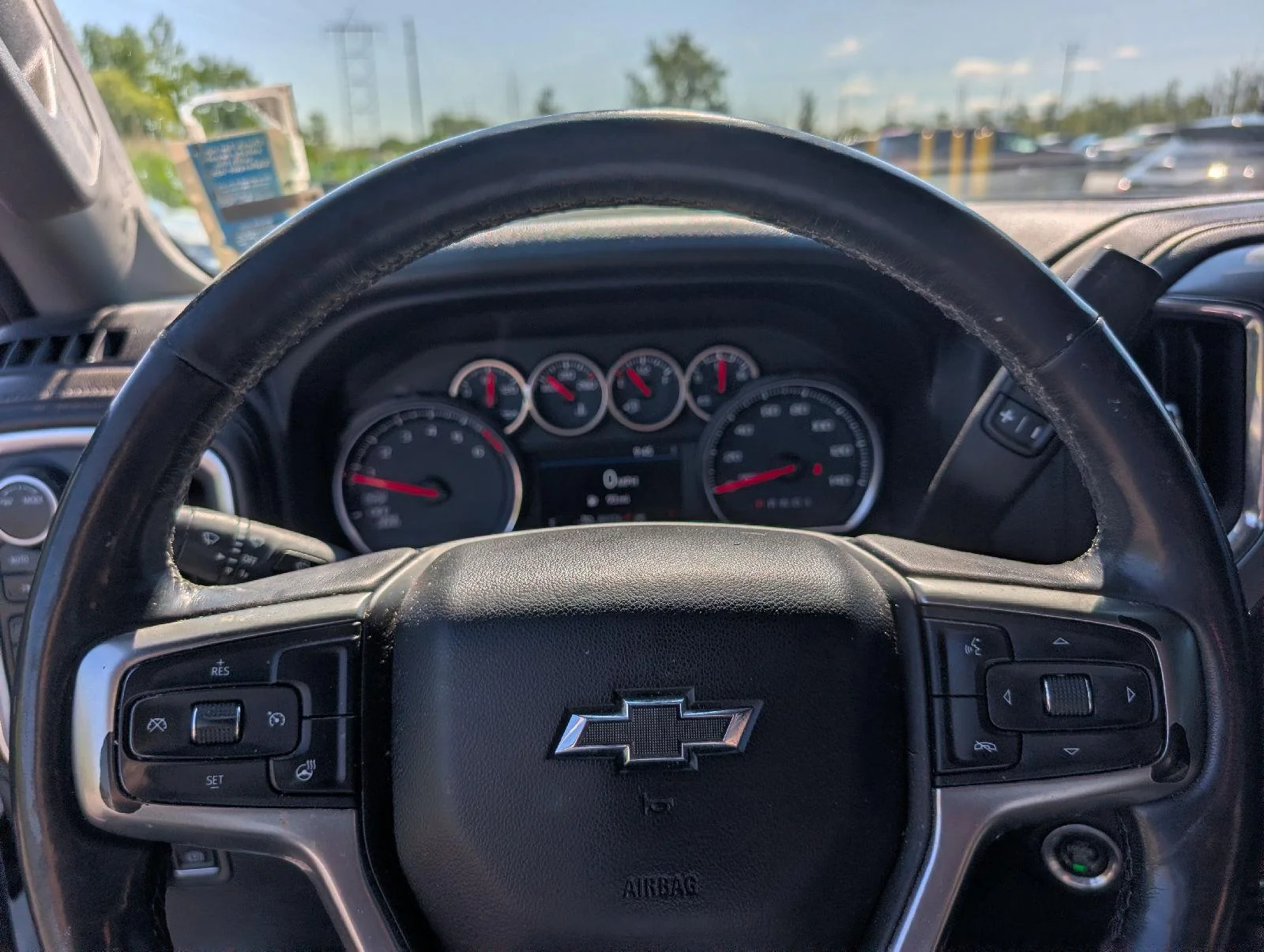 Used 2020 SUMMIT WHITE Chevrolet RST image 15