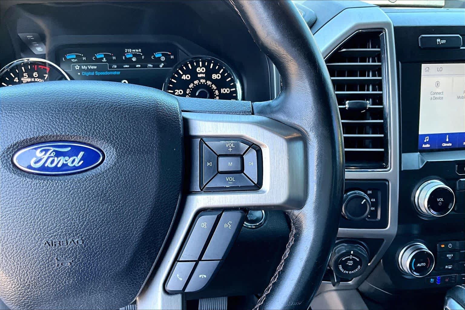 Used 2019 Agate Black Ford Platinum image 28