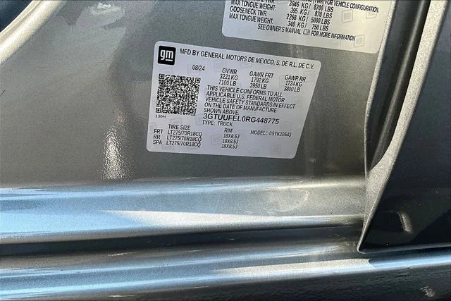 Used 2024 Silver GMC AT4X image 5