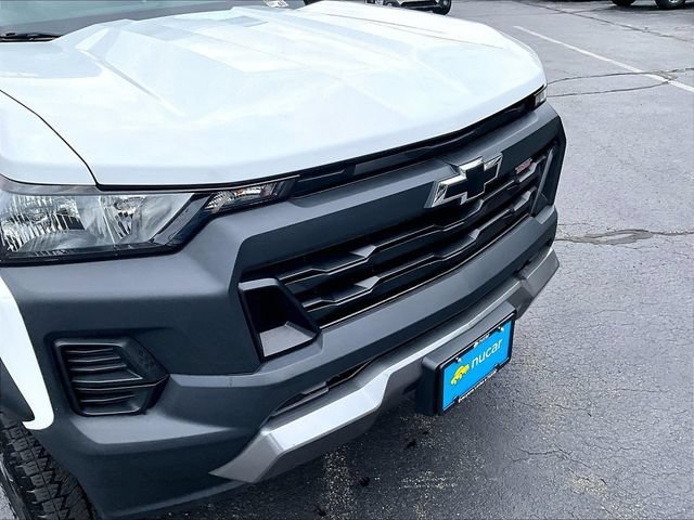 Used 2024 Summit White Chevrolet Trail Boss image 30