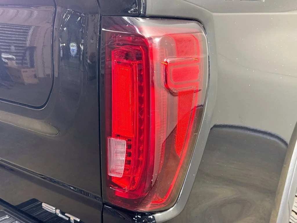 Used 2021 Black GMC SLT image 32