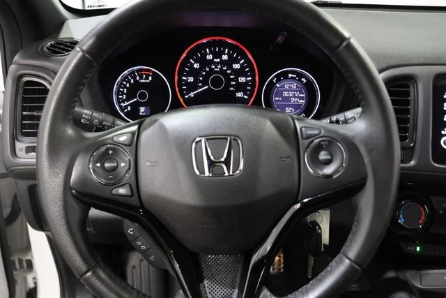 Certified Used 2022 Platinum White Pearl Honda Sport image 18