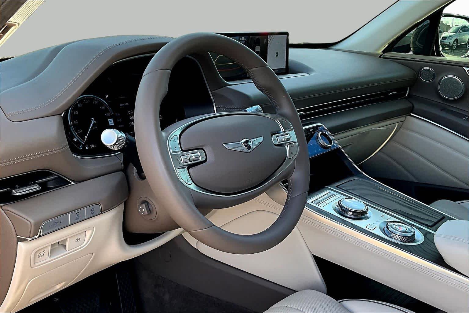 Used 2024 Makalu Gray Genesis  image 17